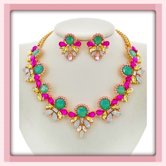 🪴Princess Necklace Earring Set - Picture 1 of 2